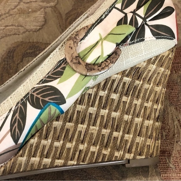 RESTRICTED tropical print peep-toe espadrilles. Leather and fabric. Size 9 - Picture 4 of 7